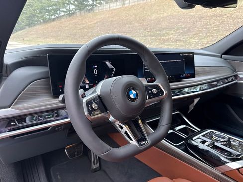 New 2026 BMW 760i xDrive w/ Executive Package image 13