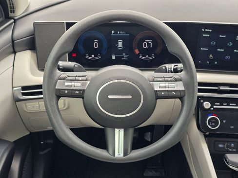 Certified 2025 Hyundai Tucson SEL FWD image 14