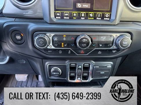Used 2023 Jeep Wrangler Unlimited Sahara w/ Cold Weather Group AWD/4WD image 23