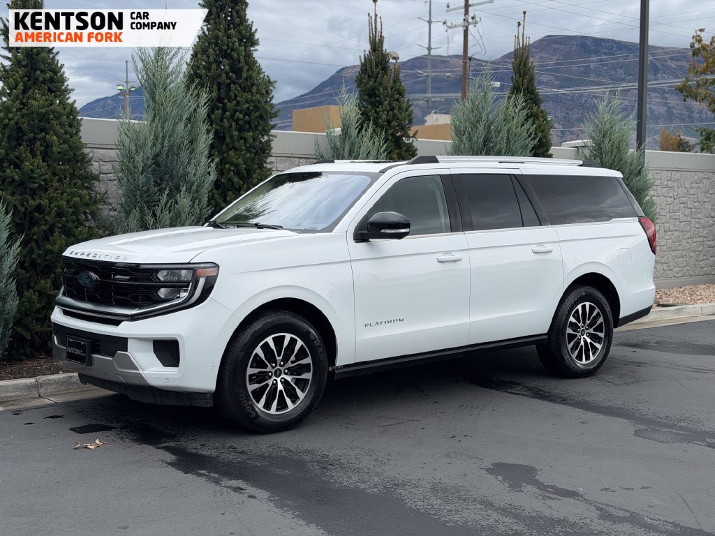 Used 2025 Ford Expedition Max Platinum AWD/4WD image 3