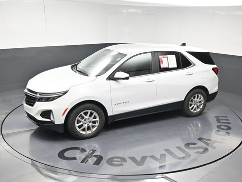 Used 2022 Chevrolet Equinox LT FWD image 12