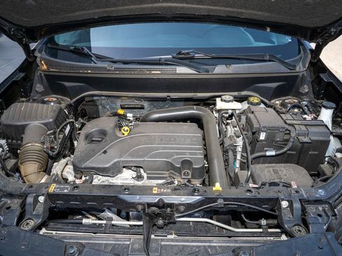 Used 2024 Chevrolet Equinox LT image 20