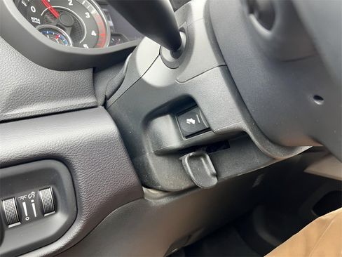 Used 2024 RAM 3500 Laramie image 42