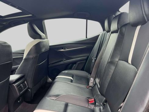 Used 2026 Toyota Camry SE w/ Convenience Package FWD image 15