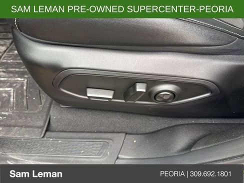 Used 2024 Jeep Grand Cherokee L Altitude image 10