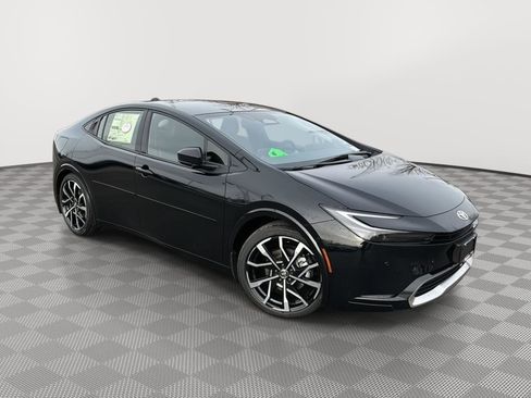 New 2026 Toyota Prius Plug-In Hybrid image 16