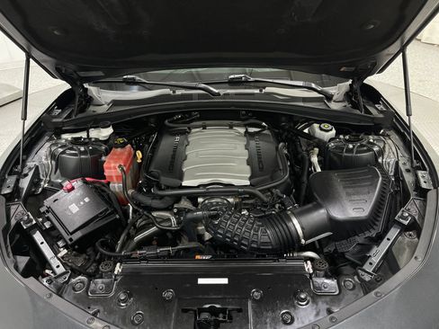 Used 2017 Chevrolet Camaro SS w/ 50th Anniversary Edition RWD image 26