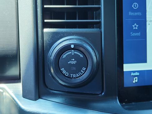 Used 2022 Ford F150 Lariat image 29