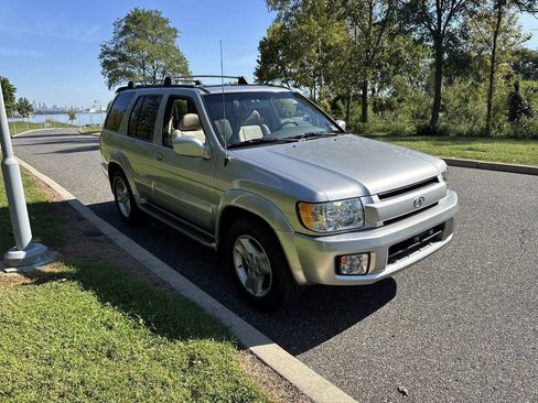 Used 2002 INFINITI QX4 4WD image 4
