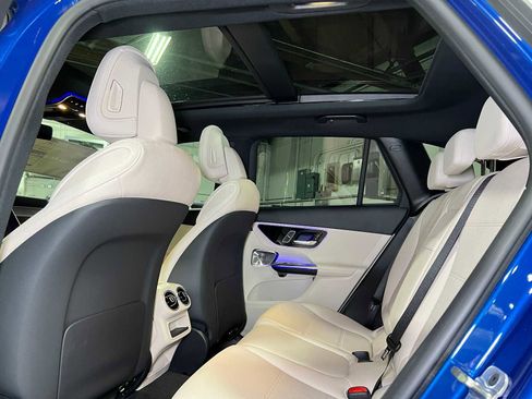 New 2025 Mercedes-Benz GLC 300 4MATIC image 18