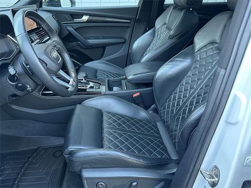 Used 2021 Audi SQ5 Prestige w/ Prestige Package image 21