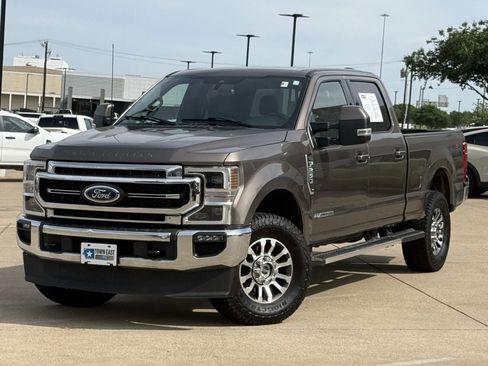 Certified 2022 Ford F250 Lariat w/ Lariat Ultimate Package AWD/4WD image 2