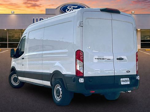 New 2026 Ford Transit 250 148 Medium Roof RWD image 3
