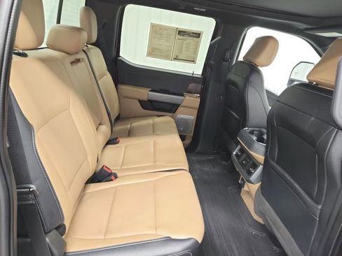 Used 2023 Ford F250 Lariat w/ Chrome Package image 41