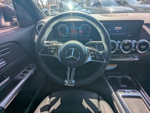 Certified 2026 Mercedes-Benz GLA 250 4MATIC image 3
