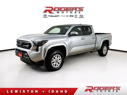Used 2025 Toyota Tacoma SR5