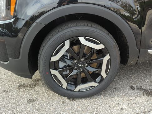 New 2025 Kia Telluride S image 38
