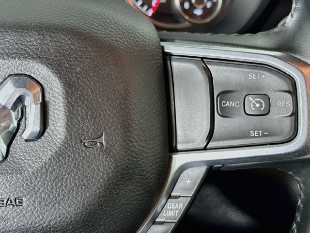 Used 2019 RAM 1500 Big Horn AWD/4WD image 12