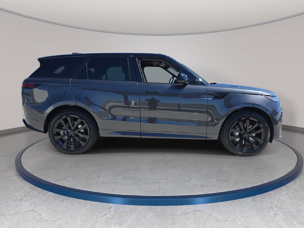 New 2027 Land Rover Range Rover Sport Dynamic SE AWD/4WD image 4