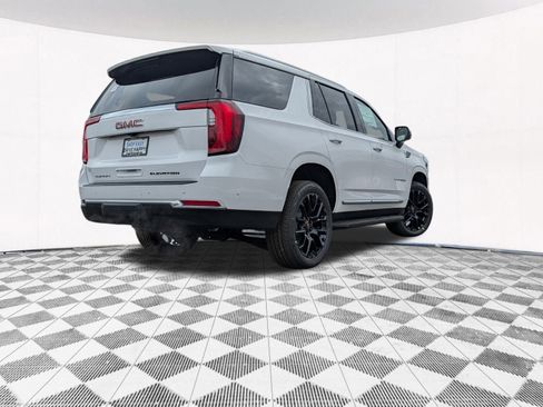 New 2026 GMC Yukon Elevation image 16