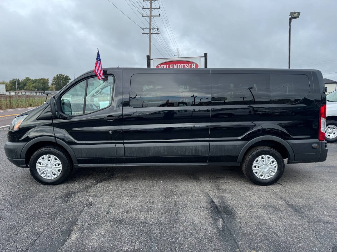 Used 2018 Ford Transit 350 XL RWD image 1