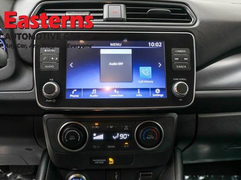 Used 2022 Nissan Leaf S image 12