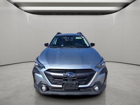 Used 2023 Subaru Outback Premium image 7