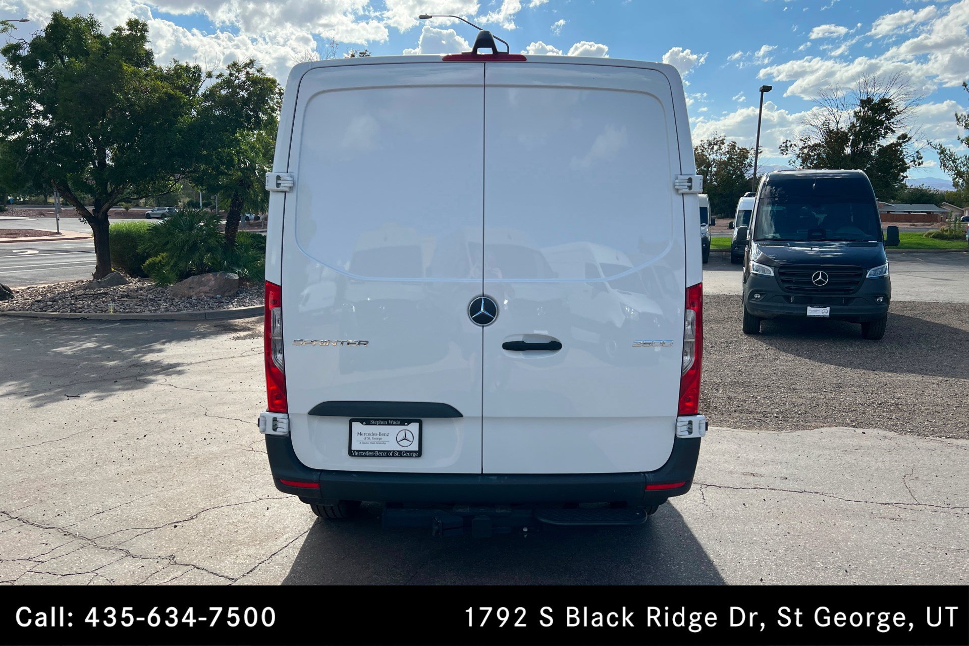 Used 2025 Mercedes-Benz Sprinter 2500 image 4