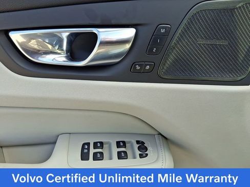 Certified 2023 Volvo XC60 T8 Plus image 12