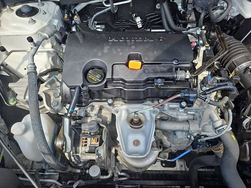 Used 2024 Honda HR-V EX-L image 30