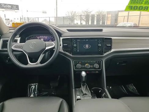 Used 2023 Volkswagen Atlas SEL image 12