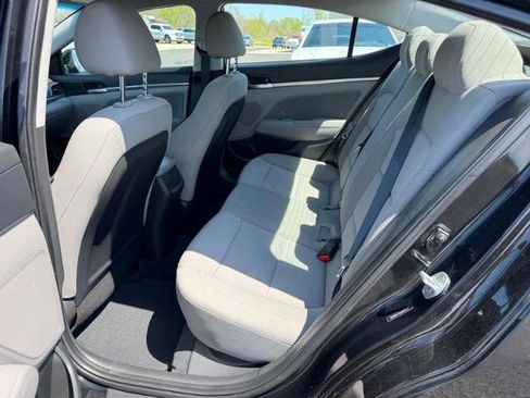 Used 2020 Hyundai Elantra SEL FWD image 8