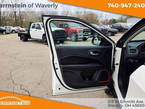 Used 2019 Jeep Compass Trailhawk image 13