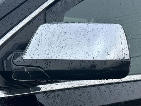 Used 2016 Chevrolet Tahoe LT image 32