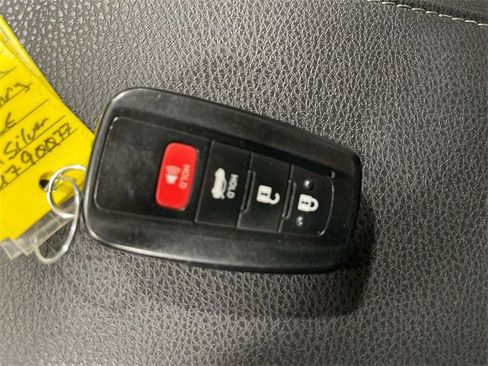 Used 2023 Toyota Camry XSE image 20