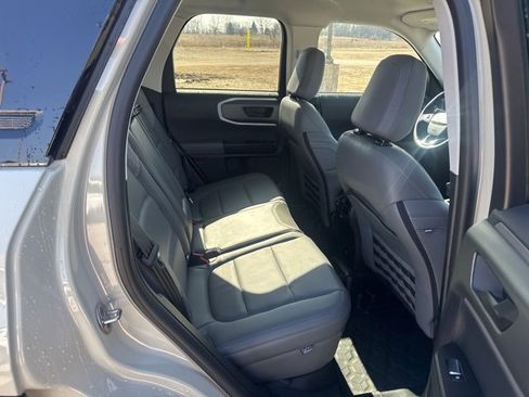 Used 2025 Ford Bronco Sport Badlands image 16