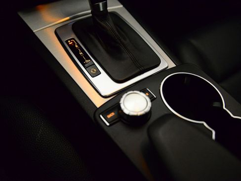 Used 2013 Mercedes-Benz C 300 Sport image 13