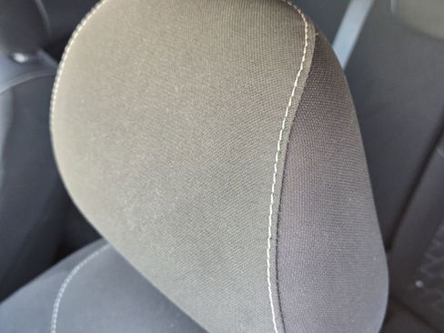 Used 2022 Nissan Kicks SV image 17