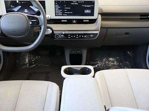 Used 2023 Hyundai Ioniq 5 SEL AWD/4WD image 16