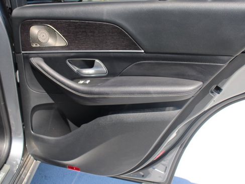 Used 2022 Mercedes-Benz GLE 350 4MATIC image 18