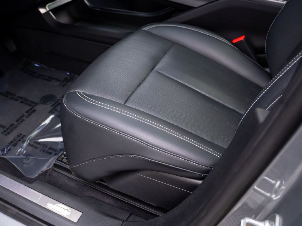 Used 2024 Cadillac Lyriq Luxury w/ LPO, Floor Liner Package AWD/4WD image 18