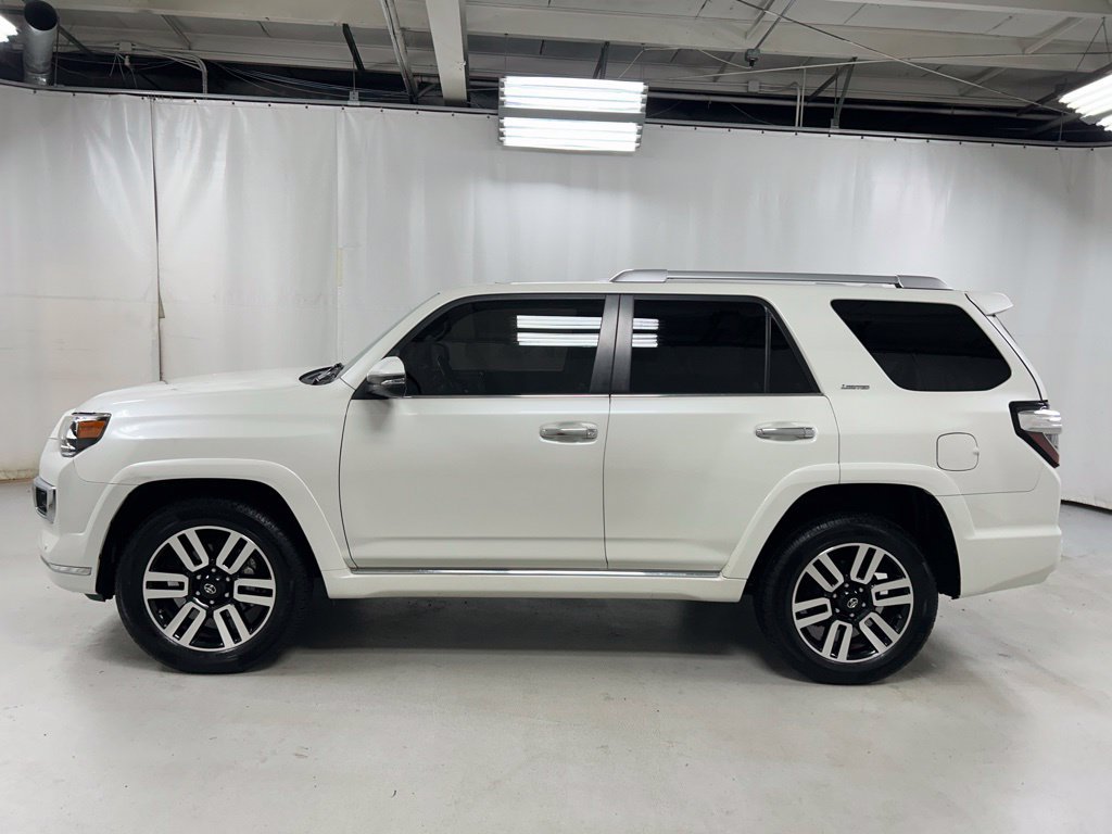 Used 2015 Toyota 4Runner Limited AWD/4WD image 8