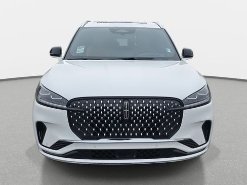 New 2026 Lincoln Aviator Black Label image 2