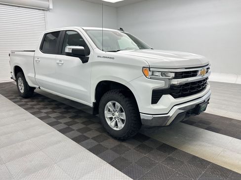 Certified 2025 Chevrolet Silverado 1500 LT w/ Work Truck Package AWD/4WD image 7