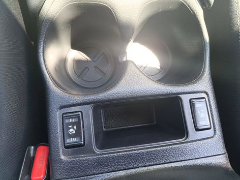 Used 2020 Nissan Rogue SV FWD image 23
