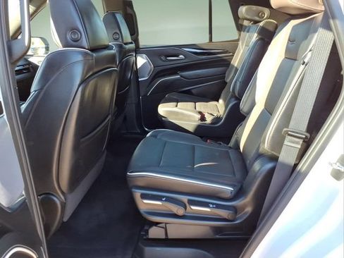 Used 2023 Cadillac Escalade Sport w/ LPO, ONYX Package AWD/4WD image 12