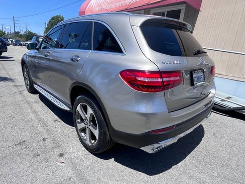 Used 2019 Mercedes-Benz GLC 300 image 5