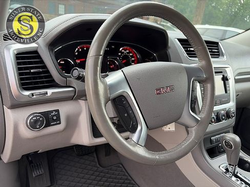Used 2016 GMC Acadia SLE FWD image 23