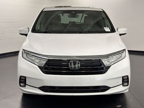 Certified 2024 Honda Odyssey Touring image 5