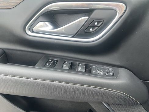 Certified 2023 Chevrolet Suburban Premier image 17